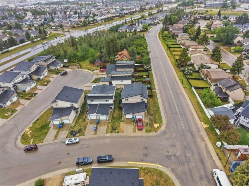 3 Greenhouse Place, Red Deer, AB 