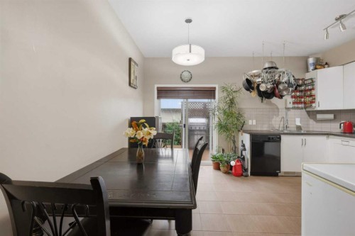 3 Greenhouse Place, Red Deer, AB 
