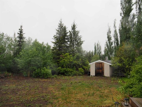 6 Spruce Close, Lacombe, AB - Outdoor