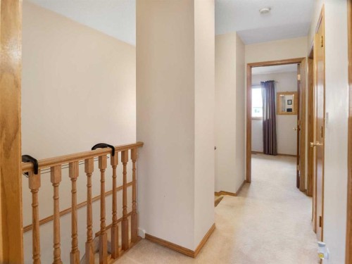 21 Dixon Crescent, Red Deer, AB 