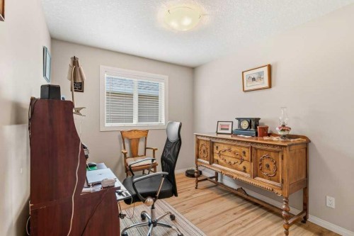 38 Lucky Place, Sylvan Lake, AB - Indoor Photo Showing Office