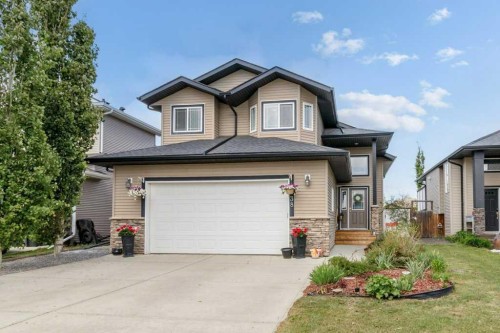 38 Lucky Place  Sylvan Lake, AB T4S 0B1