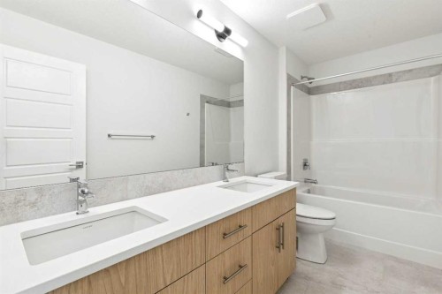 139 Dawson Wharf Mount, Chestermere, AB 
