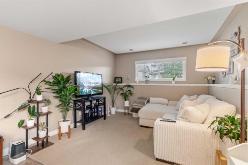 22 Rogers Road, Sylvan Lake, AB 