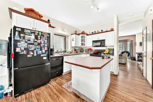 21 Amer Close, Red Deer, AB 