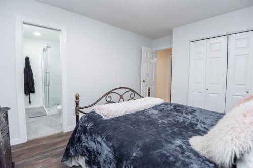 105 Bell Street, Red Deer, AB 