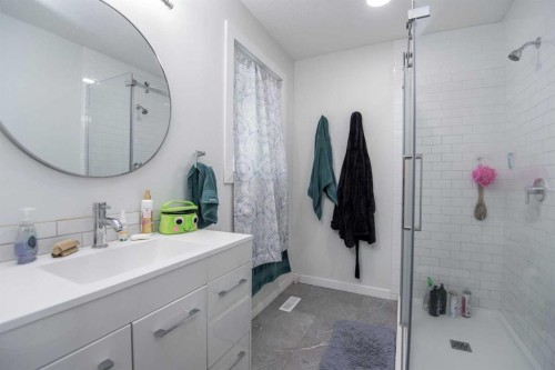 105 Bell Street, Red Deer, AB 