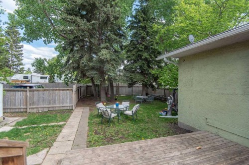 105 Bell Street, Red Deer, AB 