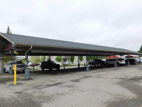 203-5901 71 Avenue, Rocky Mountain House, AB - Outdoor