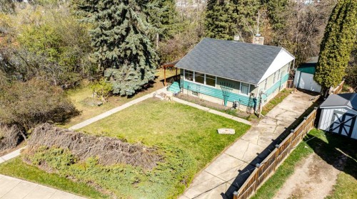 4110 52 Street  Red Deer, AB T4N 2B9