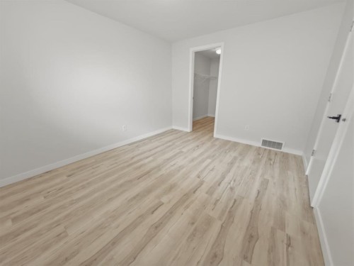 39-103 Addington Drive, Red Deer, AB - Indoor Photo Showing Other Room