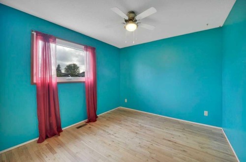 22 Blackstone Avenue, Lacombe, AB - Indoor Photo Showing Other Room