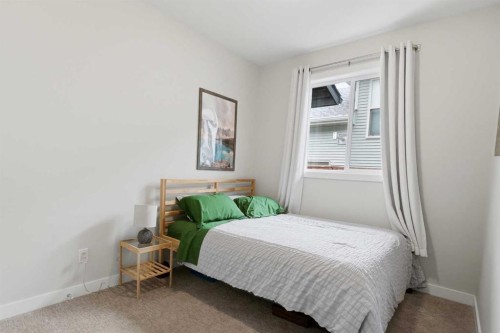 77 Murphy Close, Blackfalds, AB - Indoor Photo Showing Bedroom