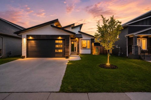 77 Murphy Close  Blackfalds, AB T4M 0H5