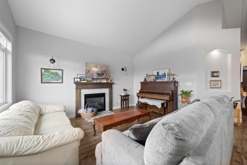 3419 51 Street, Camrose, AB 