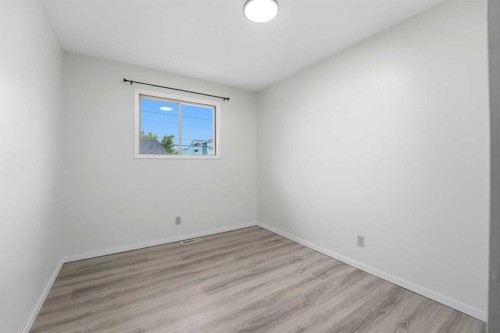 1 Hallgren Avenue, Red Deer, AB 