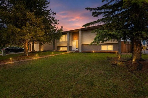 1 Hallgren Avenue, Red Deer, AB 