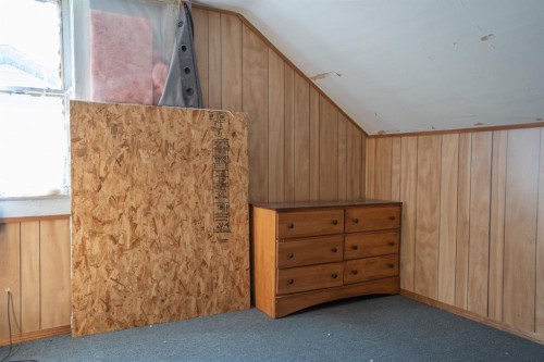 5220 52 Street, Mirror, AB - Indoor Photo Showing Other Room