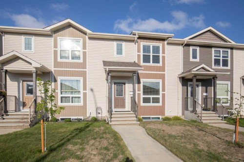 17 Crimson Court  Blackfalds, AB T4M 0A5