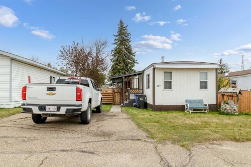 667-6940 63 Avenue, Red Deer, AB 