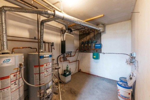4904 51 Avenue, Eckville, AB 