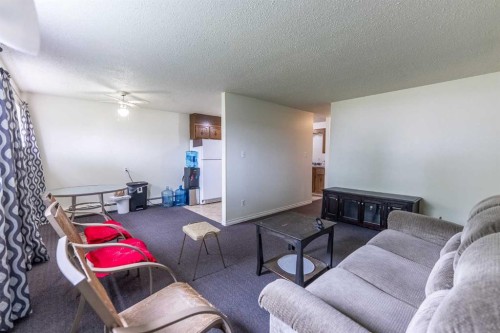 4904 51 Avenue, Eckville, AB 
