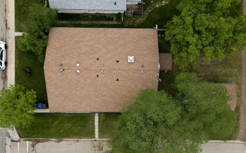 4904 51 Avenue, Eckville, AB 