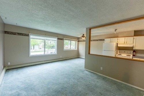 4904 51 Avenue, Eckville, AB 