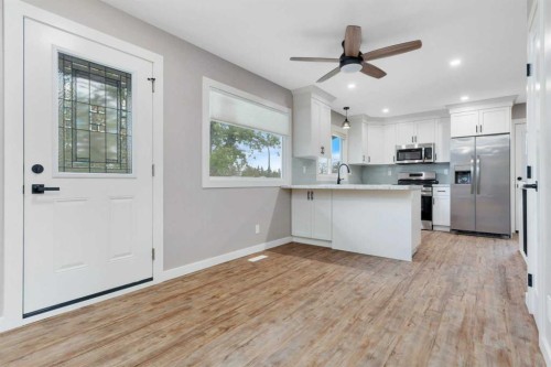 87 Norris Close, Red Deer, AB 