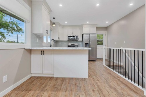 87 Norris Close, Red Deer, AB 