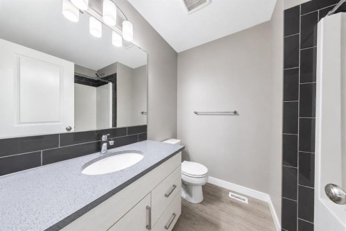 89 Metcalf Way, Lacombe, AB 