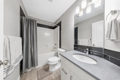 89 Metcalf Way, Lacombe, AB 