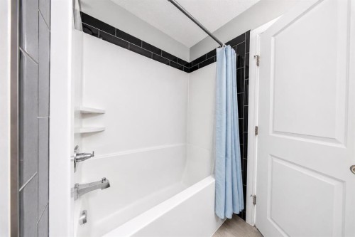 89 Metcalf Way, Lacombe, AB 