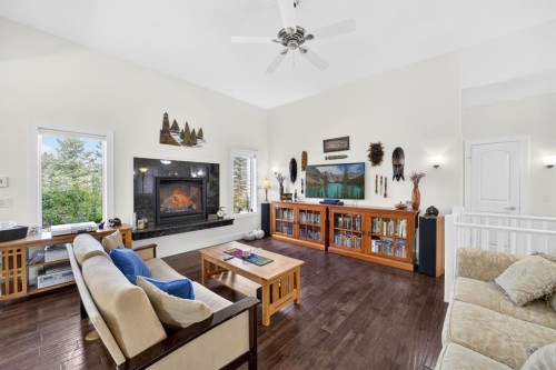 35 Vantage Crescent, Olds, AB 