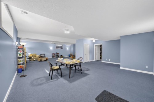 35 Vantage Crescent, Olds, AB 