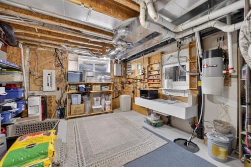 35 Vantage Crescent, Olds, AB 