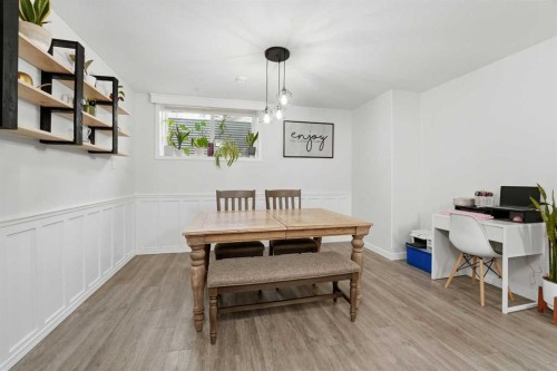 906-339 Viscount Drive, Red Deer, AB - Indoor Photo Showing Dining Room