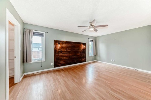 5910 60 Ave, Ponoka, AB 