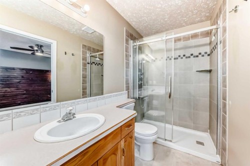 5910 60 Ave, Ponoka, AB 