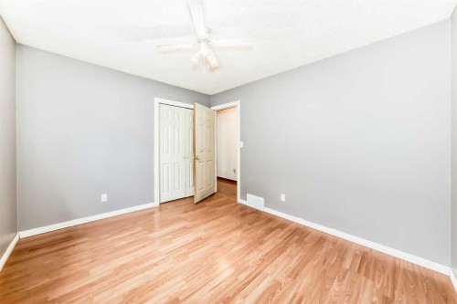 5910 60 Ave, Ponoka, AB 