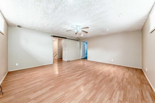5910 60 Ave, Ponoka, AB 