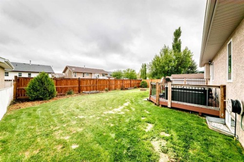 5910 60 Ave, Ponoka, AB 