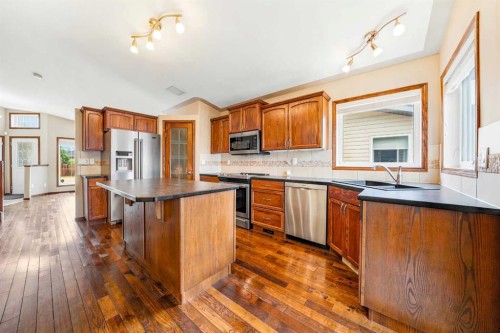 101 Oldring Crescent, Red Deer, AB 