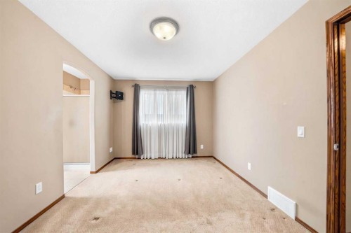 101 Oldring Crescent, Red Deer, AB 