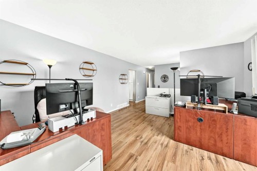67 Newcombe Crescent, Red Deer, AB 