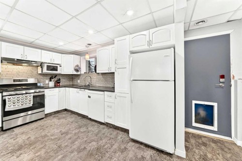 67 Newcombe Crescent, Red Deer, AB 