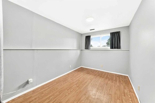 67 Newcombe Crescent, Red Deer, AB 