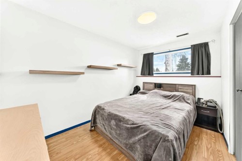 67 Newcombe Crescent, Red Deer, AB 