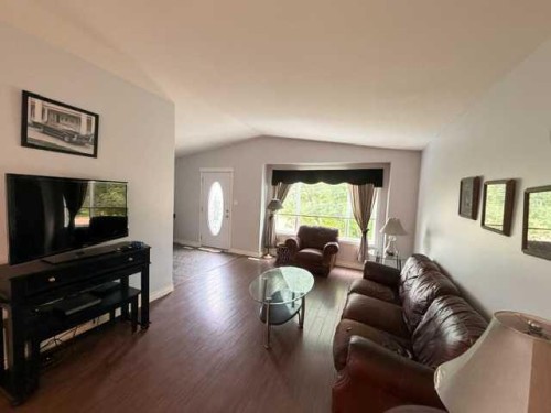 5019 49 Street, Hardisty, AB - Indoor Photo Showing Living Room