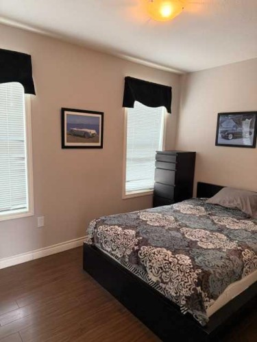 5019 49 Street, Hardisty, AB - Indoor Photo Showing Bedroom